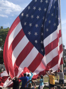  style='float:left;margin:0 20px 20px 0'