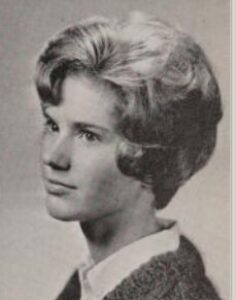  style='float:left;margin:0 20px 20px 0'